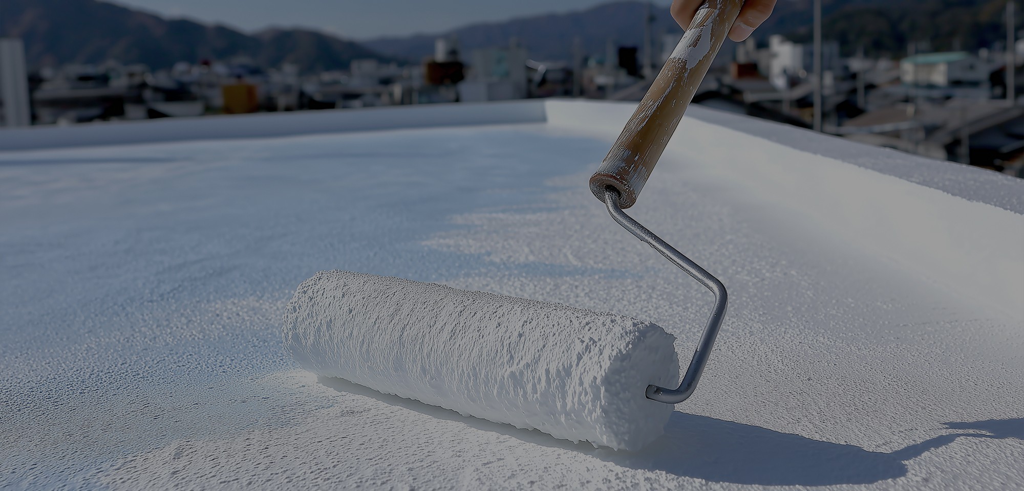 期待を超える品質を、すべての現場へ。 豊富な経験と確かな技術力で、 建物ごとに最適な防水施工を実現します。